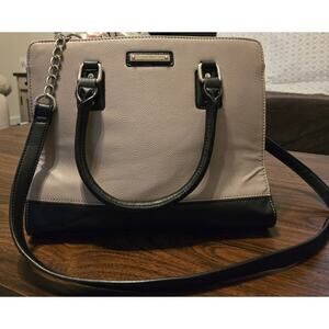 Nine West Shoulder Bag